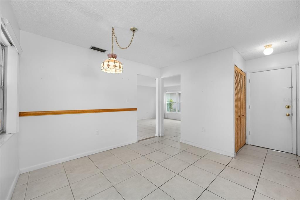 En Venta: $499,000 (3 camas, 3 baños, 1694 Pies cuadrados)