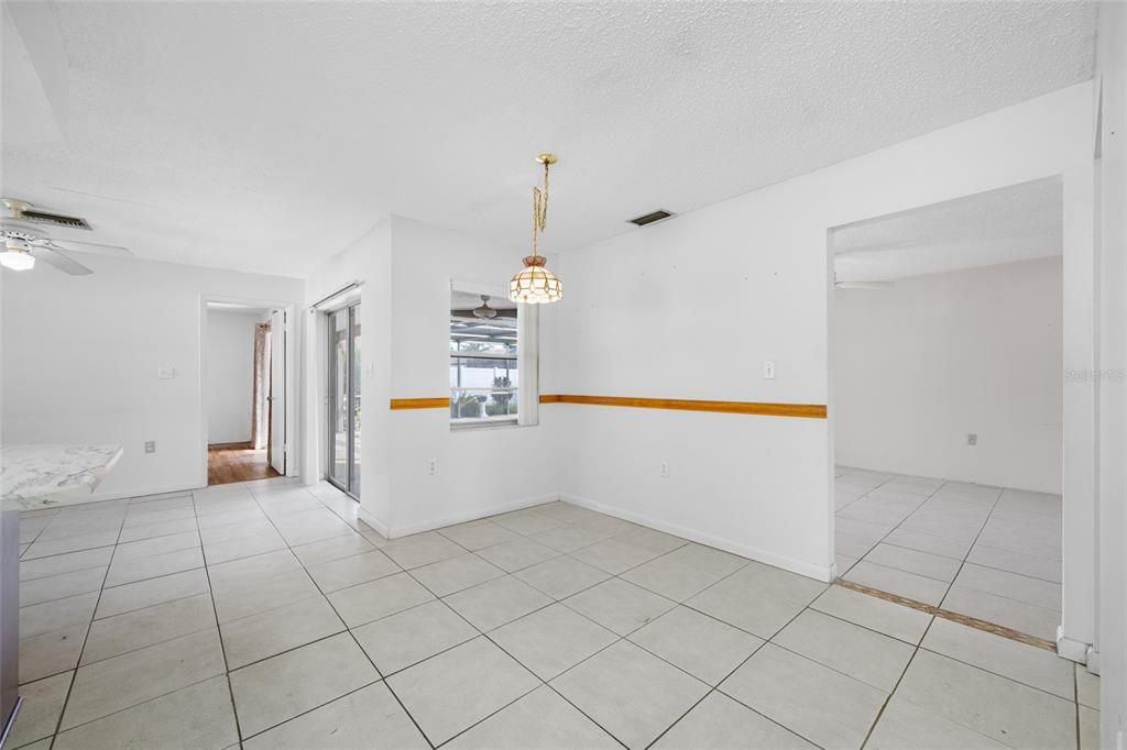 En Venta: $499,000 (3 camas, 3 baños, 1694 Pies cuadrados)