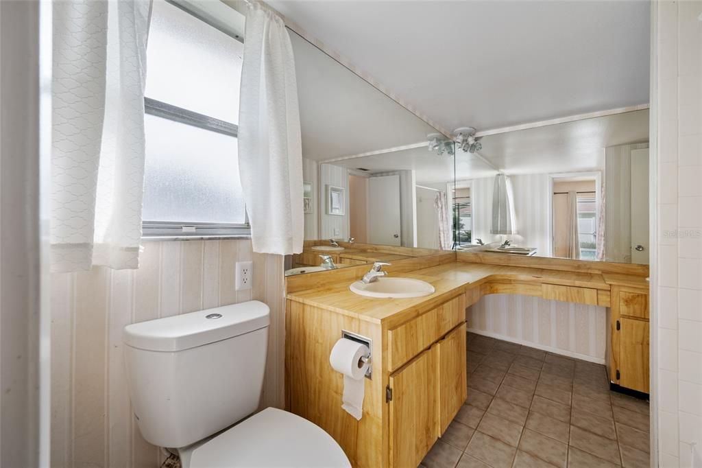 En Venta: $499,000 (3 camas, 3 baños, 1694 Pies cuadrados)