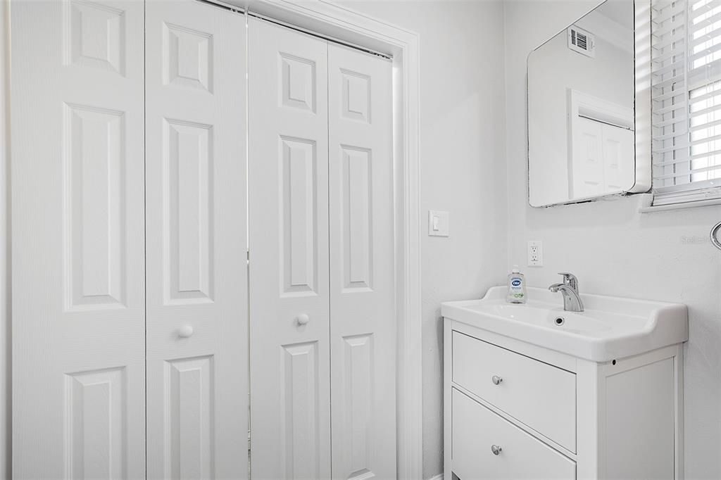 En Venta: $315,000 (3 camas, 2 baños, 1337 Pies cuadrados)