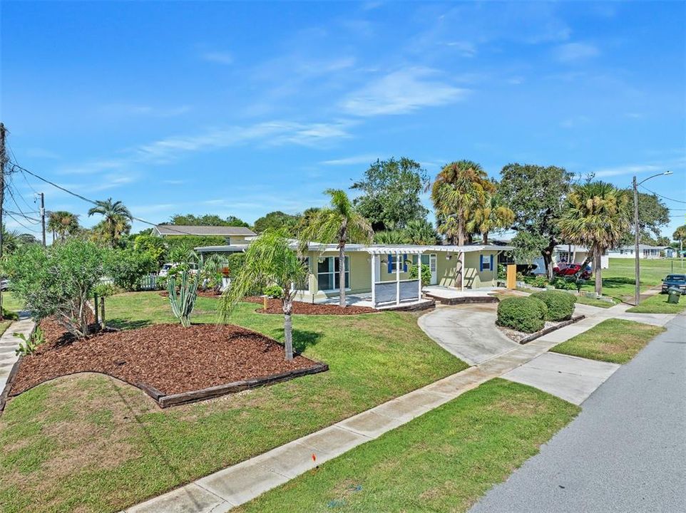 En Venta: $315,000 (3 camas, 2 baños, 1337 Pies cuadrados)