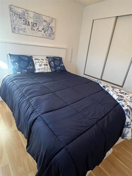 На продажу: $159,900 (2 спален, 2 ванн, 1068 Квадратных фут)