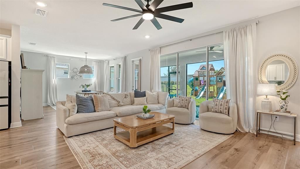 For Sale: $499,000 (4 beds, 3 baths, 2549 Square Feet)