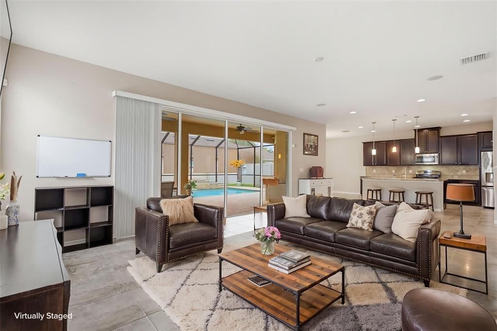 For Sale: $672,000 (5 beds, 4 baths, 3500 Square Feet)