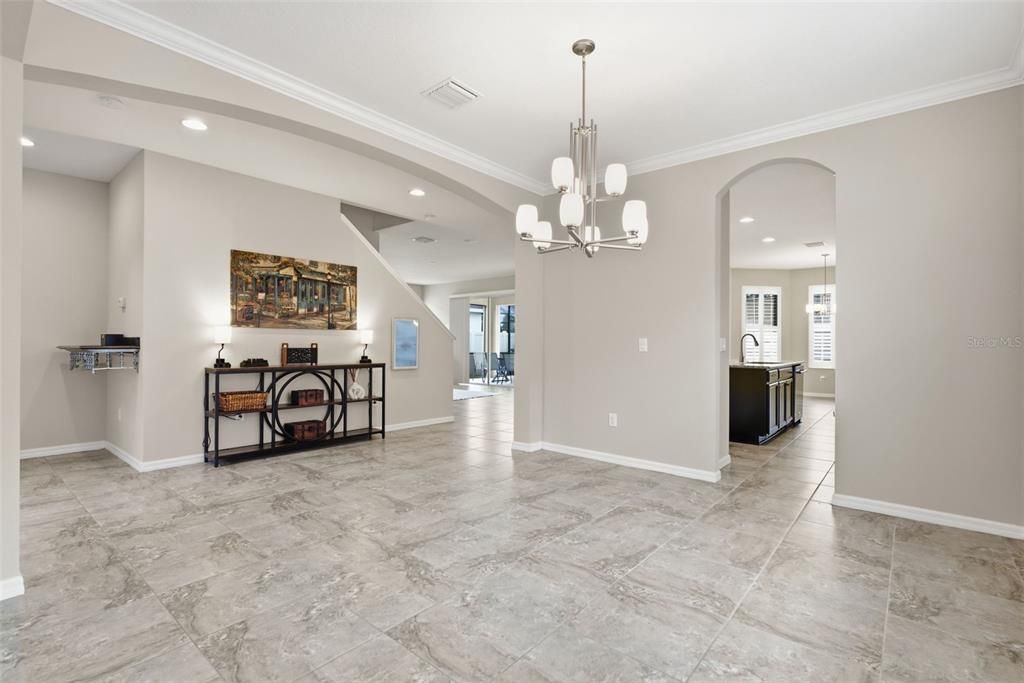For Sale: $672,000 (5 beds, 4 baths, 3500 Square Feet)