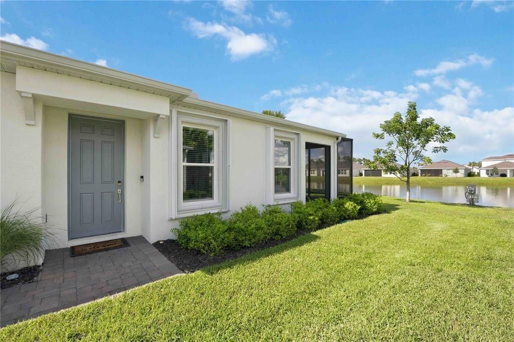 For Sale: $290,000 (2 beds, 2 baths, 1526 Square Feet)