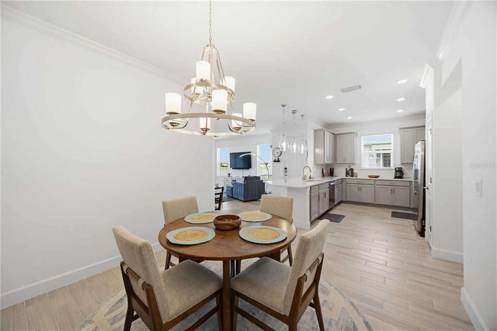 For Sale: $290,000 (2 beds, 2 baths, 1526 Square Feet)