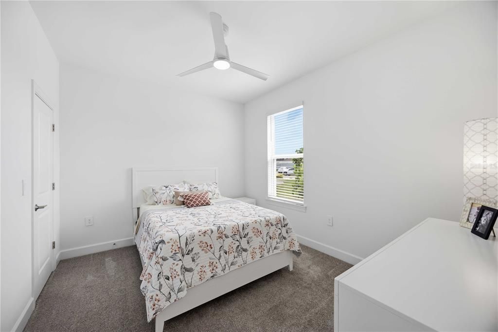 For Sale: $290,000 (2 beds, 2 baths, 1526 Square Feet)