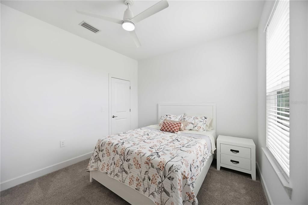 For Sale: $290,000 (2 beds, 2 baths, 1526 Square Feet)