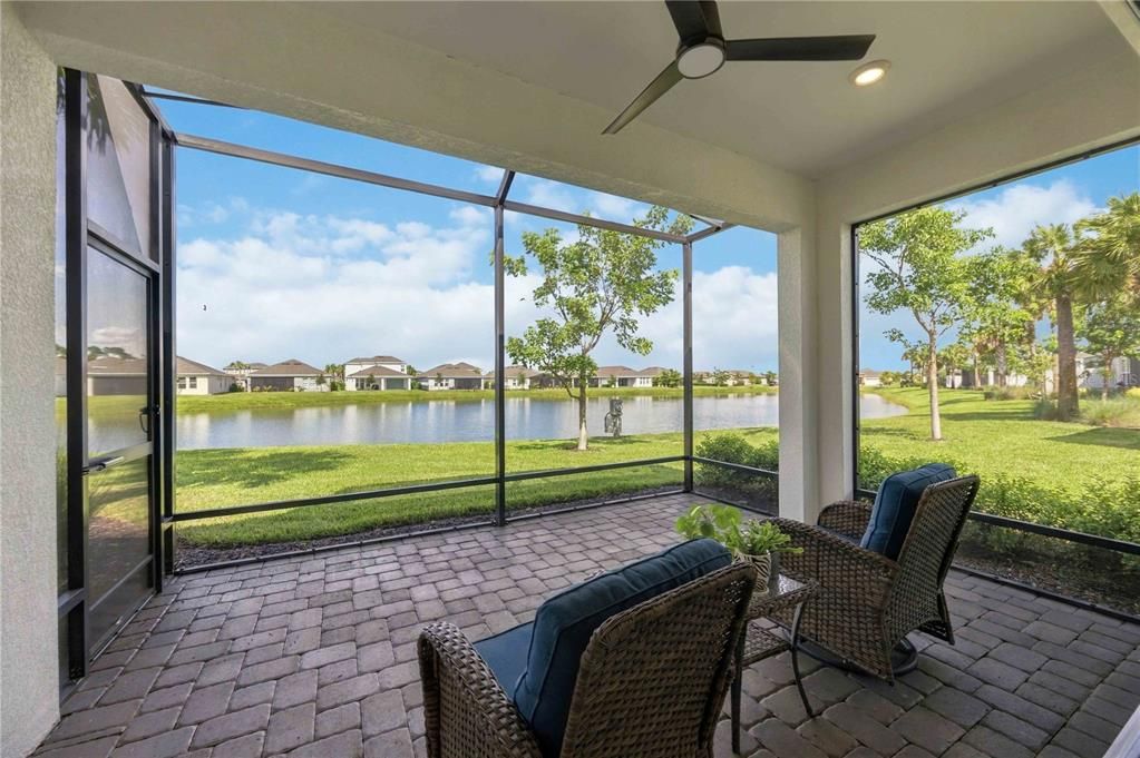 For Sale: $290,000 (2 beds, 2 baths, 1526 Square Feet)