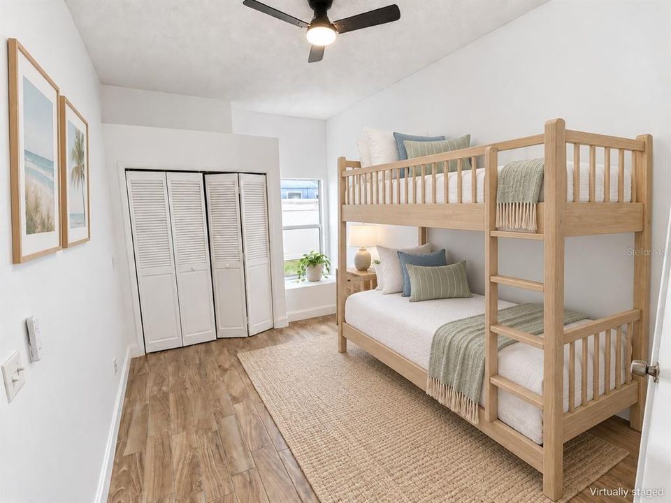 For Sale: $374,500 (4 beds, 2 baths, 1726 Square Feet)