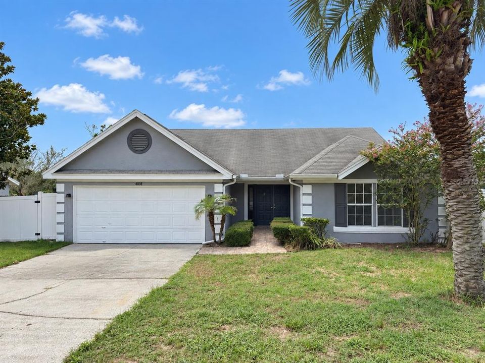 For Sale: $374,500 (4 beds, 2 baths, 1726 Square Feet)