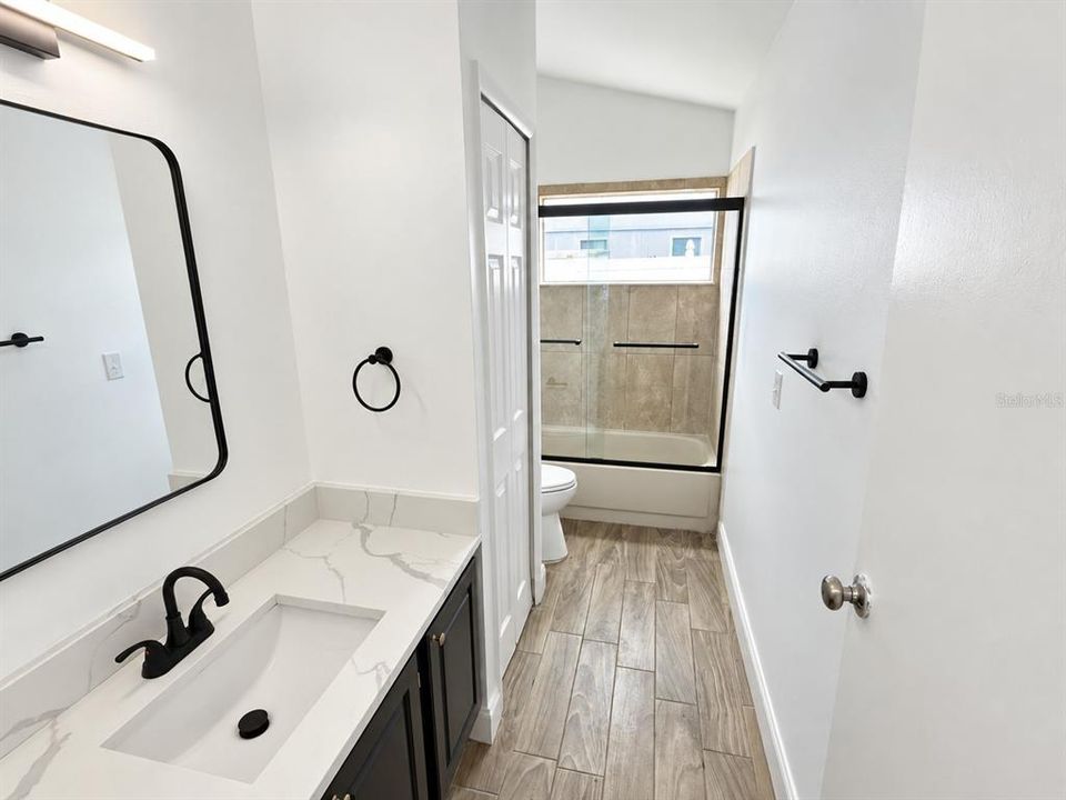 For Sale: $374,500 (4 beds, 2 baths, 1726 Square Feet)
