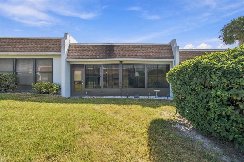 En Venta: $121,000 (2 camas, 2 baños, 954 Pies cuadrados)
