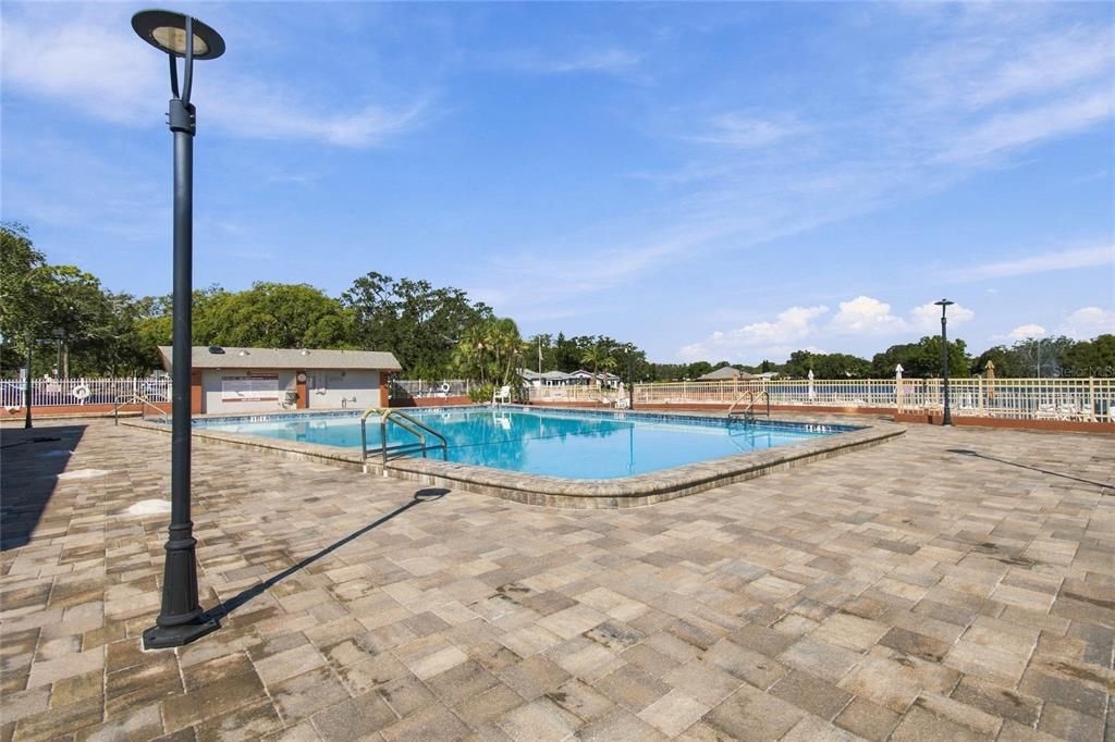 En Venta: $121,000 (2 camas, 2 baños, 954 Pies cuadrados)