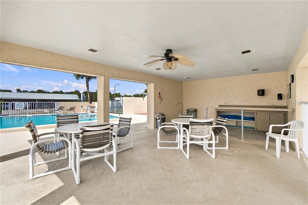 En Venta: $121,000 (2 camas, 2 baños, 954 Pies cuadrados)