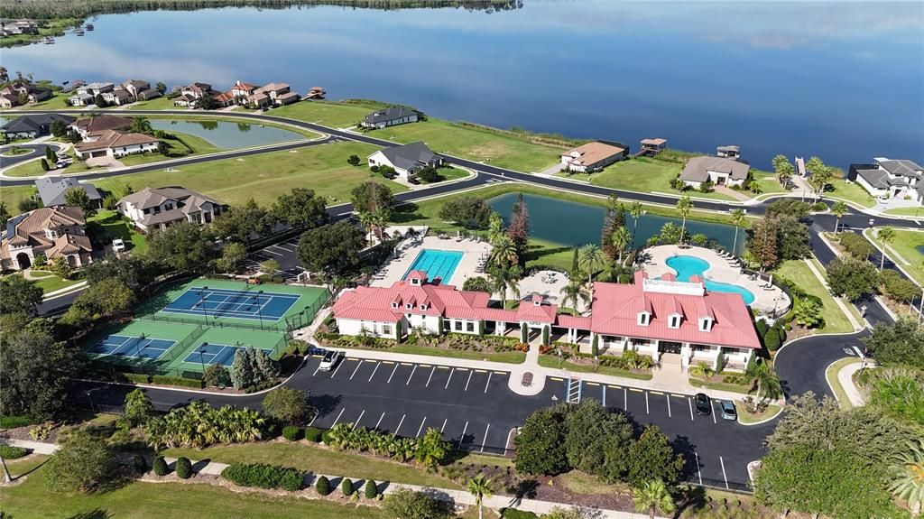 For Sale: $850,000 (5 beds, 3 baths, 2420 Square Feet)