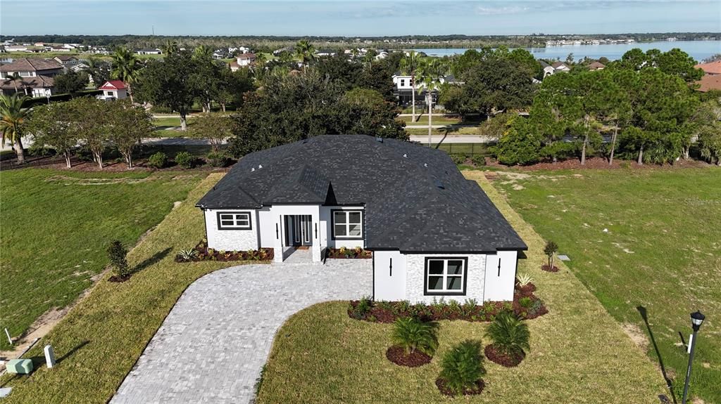 For Sale: $850,000 (5 beds, 3 baths, 2420 Square Feet)