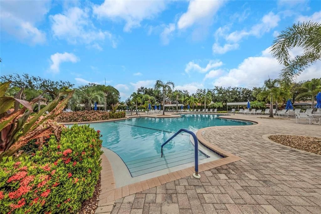 For Rent: $2,800 (3 beds, 2 baths, 2179 Square Feet)