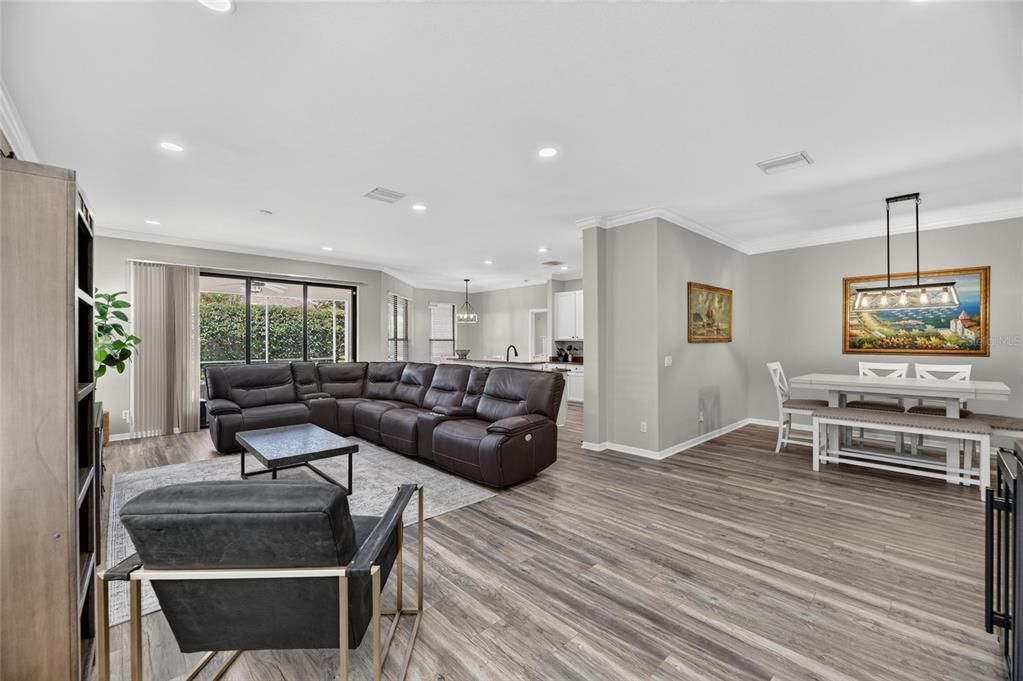 For Rent: $2,800 (3 beds, 2 baths, 2179 Square Feet)
