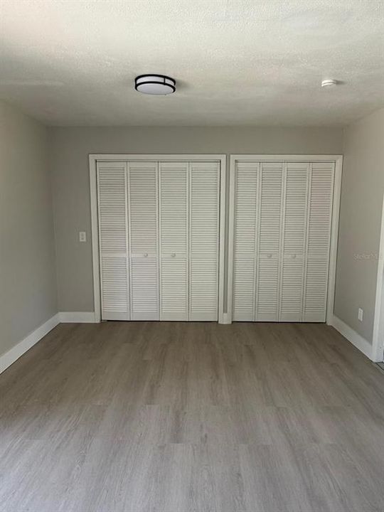 For Sale: $315,000 (2 beds, 1 baths, 825 Square Feet)