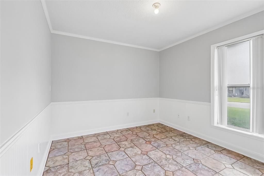 For Sale: $350,000 (3 beds, 2 baths, 1762 Square Feet)