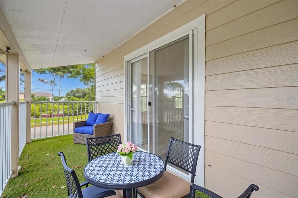 For Sale: $199,900 (2 beds, 1 baths, 1080 Square Feet)