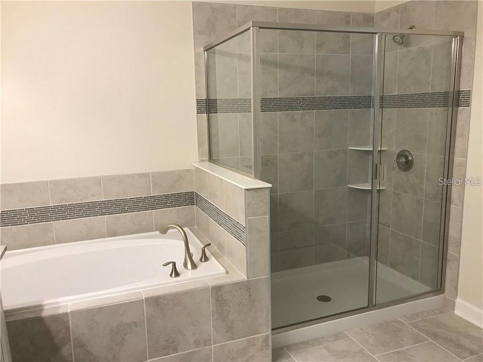 В аренду: $2,695 (4 спален, 3 ванн, 1945 Квадратных фут)