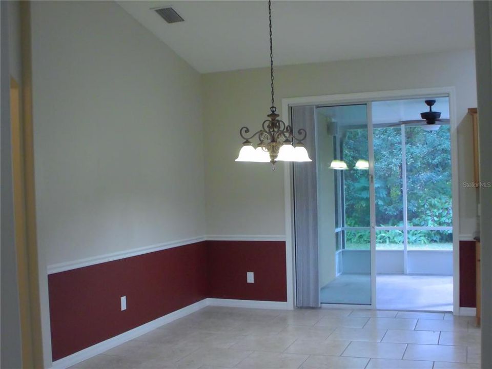 For Sale: $395,000 (3 beds, 2 baths, 1605 Square Feet)