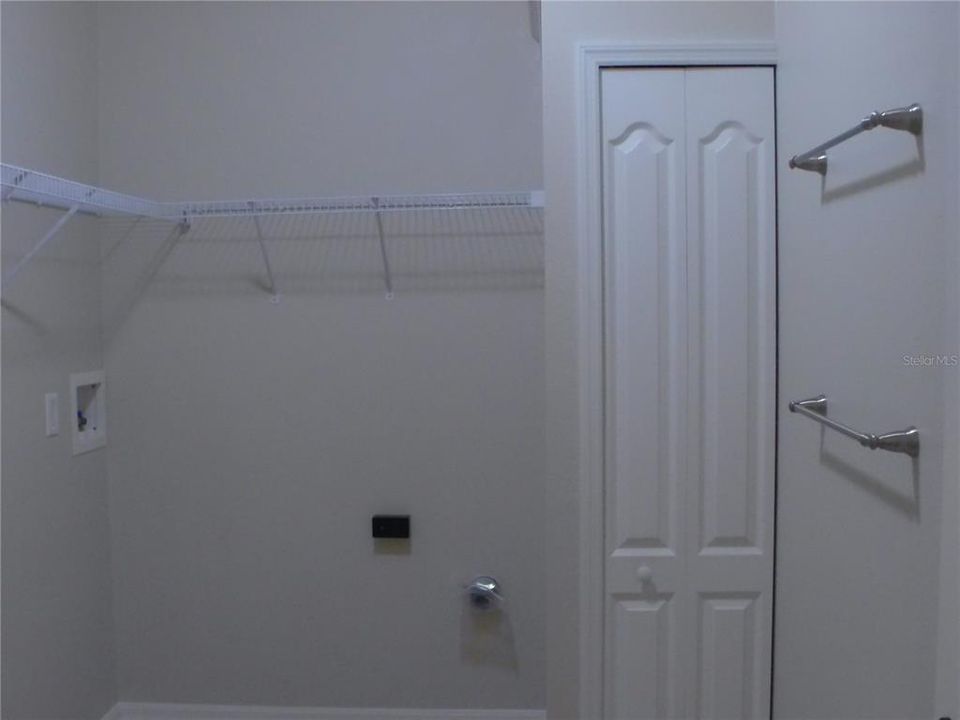 For Sale: $395,000 (3 beds, 2 baths, 1605 Square Feet)