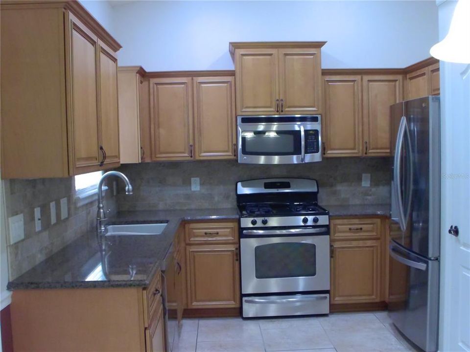 For Sale: $395,000 (3 beds, 2 baths, 1605 Square Feet)