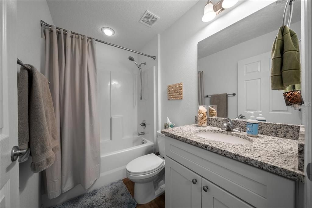 For Sale: $249,000 (3 beds, 2 baths, 1320 Square Feet)