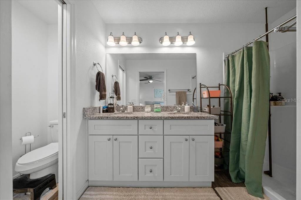 For Sale: $249,000 (3 beds, 2 baths, 1320 Square Feet)