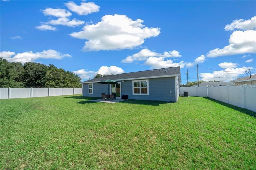 For Sale: $249,000 (3 beds, 2 baths, 1320 Square Feet)