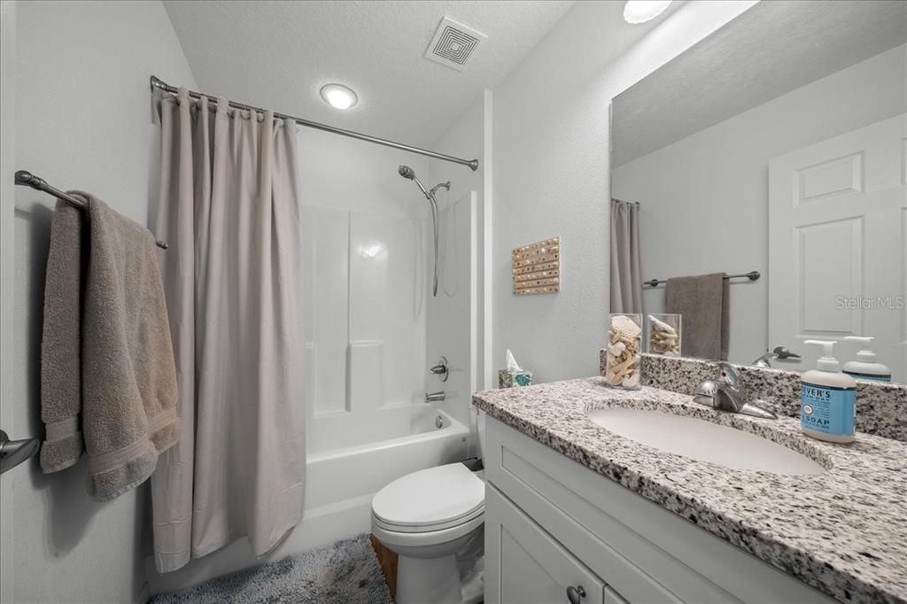 For Sale: $249,000 (3 beds, 2 baths, 1320 Square Feet)