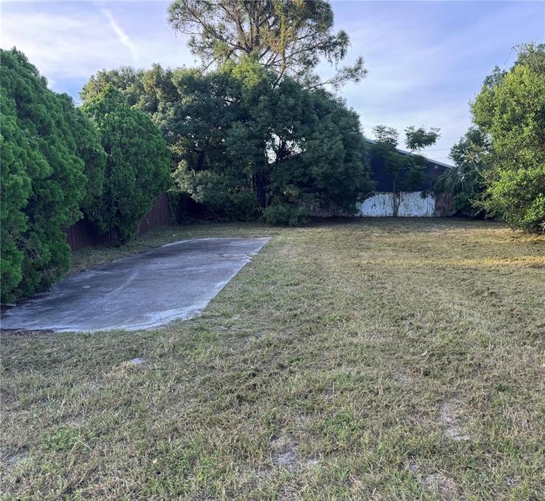 For Sale: $39,999 (0.12 acres)