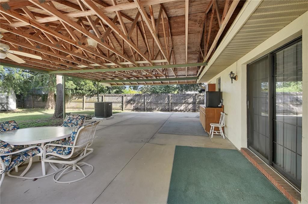For Sale: $264,900 (3 beds, 2 baths, 1539 Square Feet)