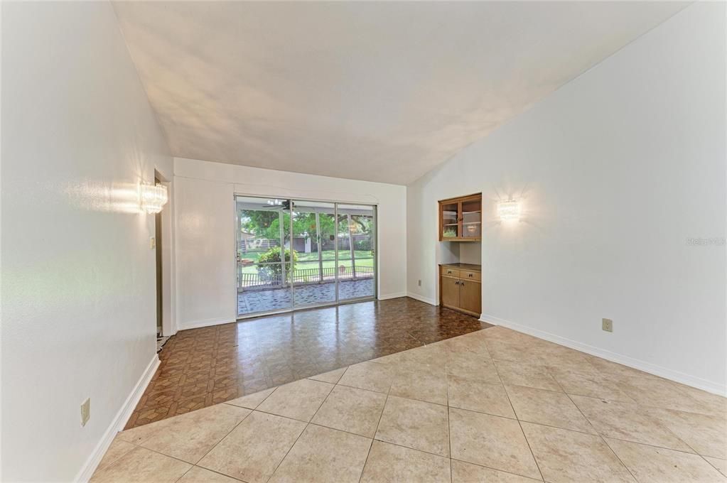 En Venta: $325,000 (2 camas, 1 baños, 1444 Pies cuadrados)