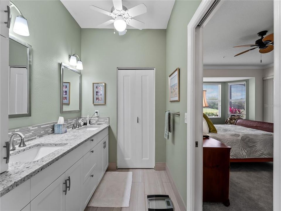 For Sale: $445,000 (2 beds, 2 baths, 1585 Square Feet)