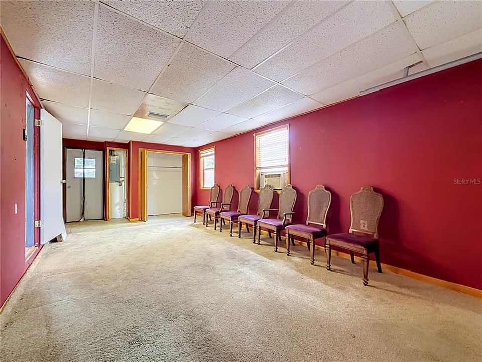 For Sale: $375,000 (3 beds, 2 baths, 1650 Square Feet)