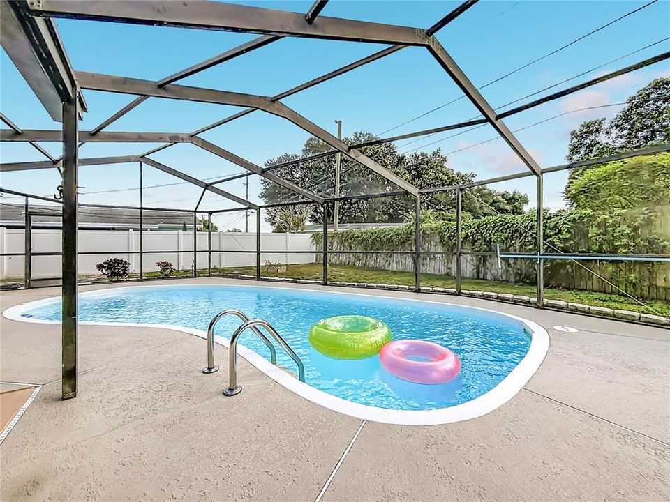 For Sale: $375,000 (3 beds, 2 baths, 1650 Square Feet)