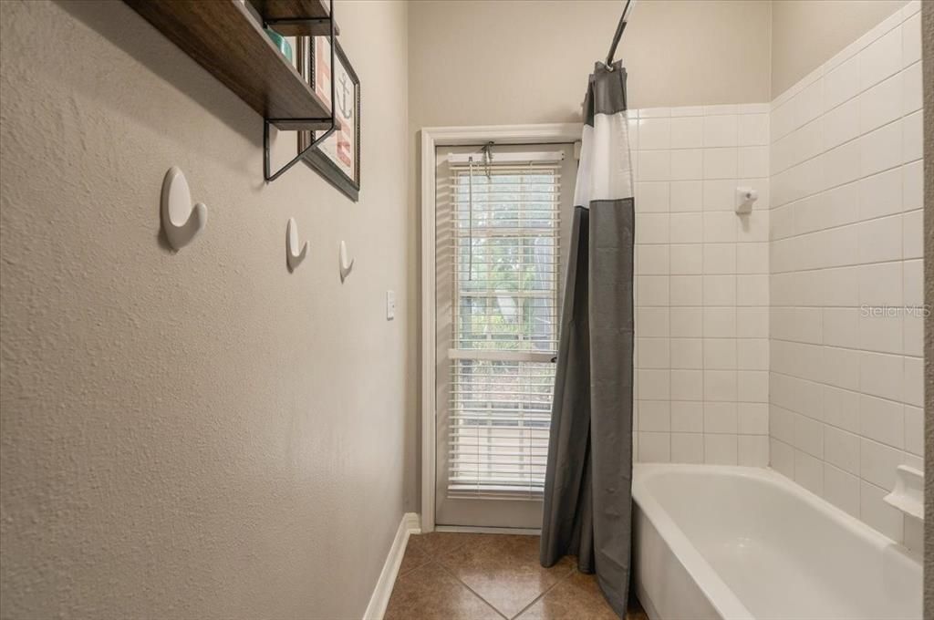 For Sale: $560,000 (4 beds, 2 baths, 2209 Square Feet)