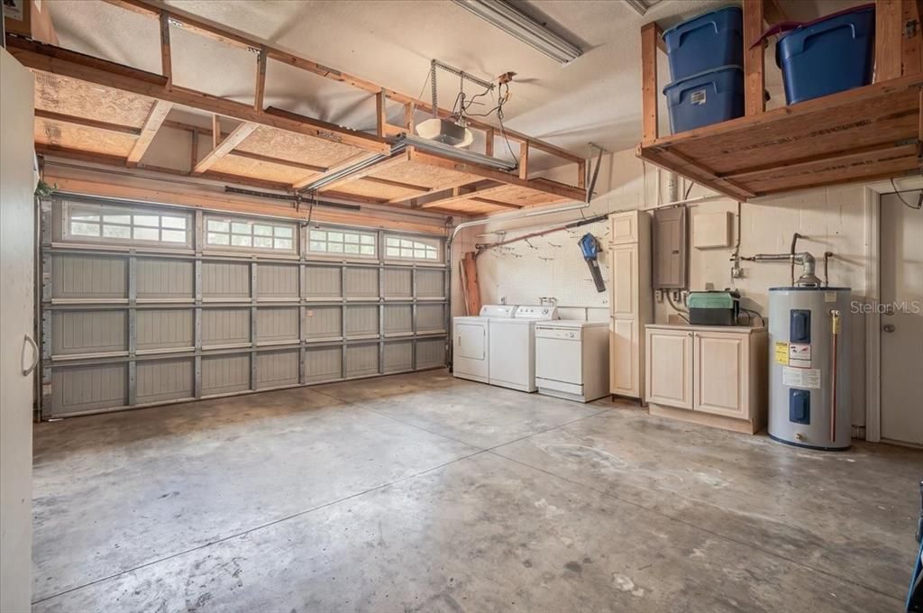 For Sale: $560,000 (4 beds, 2 baths, 2209 Square Feet)