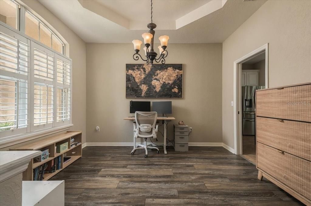 For Sale: $560,000 (4 beds, 2 baths, 2209 Square Feet)