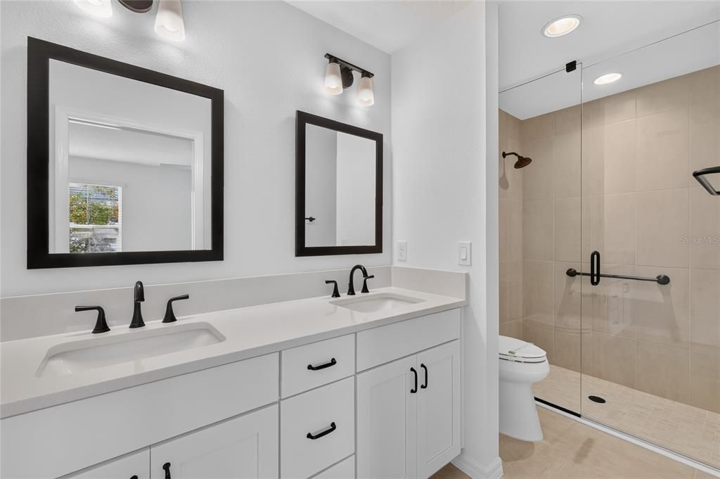 For Sale: $389,900 (3 beds, 2 baths, 1480 Square Feet)