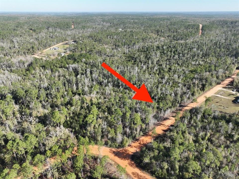 待售: $14,900 (1.67 acres)
