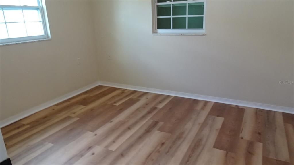 For Sale: $117,300 (1 beds, 1 baths, 630 Square Feet)