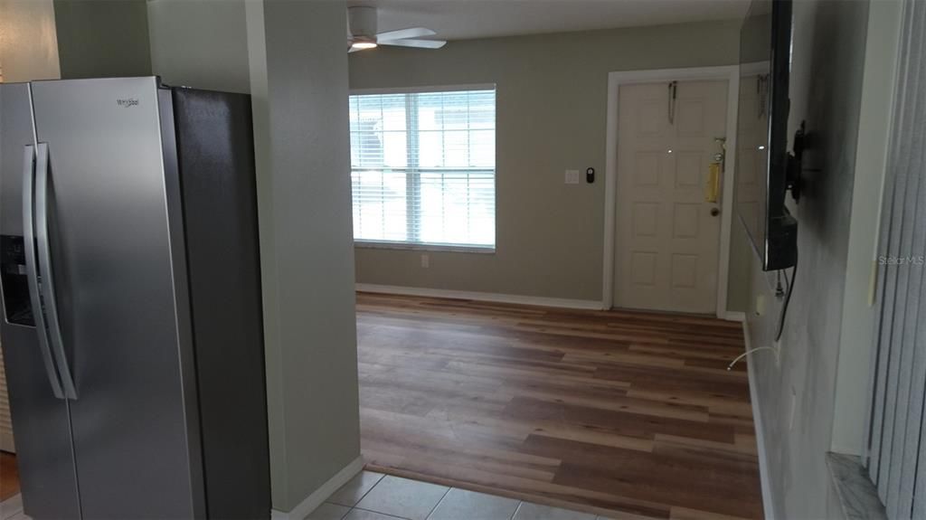 For Sale: $117,300 (1 beds, 1 baths, 630 Square Feet)
