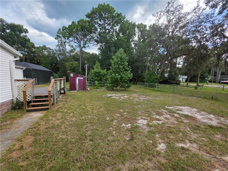 For Sale: $285,000 (3 beds, 2 baths, 1947 Square Feet)