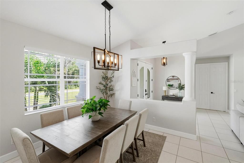 En Venta: $549,000 (3 camas, 2 baños, 2261 Pies cuadrados)